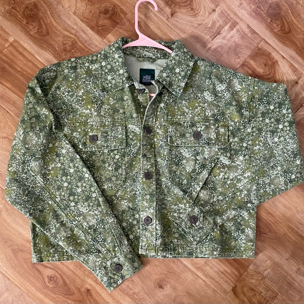 Cute green pattern jacket for any season